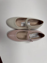 Load image into Gallery viewer, SP26 Beberlis Petra/Natalie Pearlized Leather Mary Jane Dressy Shoe