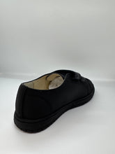 Cargar imagen en el visor de la galería, SP25 Boutaccelli HemLock Circle - Zapatillas con doble velcro