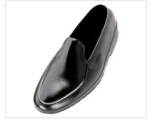 Load image into Gallery viewer, Tingley 1900 Moccasin Overshoes
