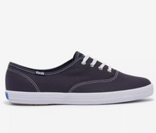 Cargar imagen en el visor de la galería, Keds Champion Classic Kids Canvas Sneaker in Navy