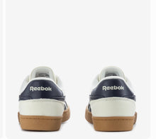 Cargar imagen en el visor de la galería, Reebok Smash Edge Lace Creme / Black