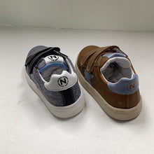 Cargar imagen en el visor de la galería, REBAJAS SP24 Naturino Pinn VL Zapatillas con doble velcro y estrella