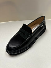Load image into Gallery viewer, SALE FW24 Venettini London10 Classic Thick Sole 2 Tone Penny Loafer