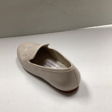 Charger l'image dans la galerie, SOLDES SP24 Boutaccelli Fine Branch Broderie Devant Slip On