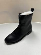 Cargar imagen en el visor de la galería, FW24 1936 Leather Front Laced Boot (202212-6)
