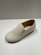 Load image into Gallery viewer, SP26 UNIQ Gianna Classic Slip On with Embossed Pattern
