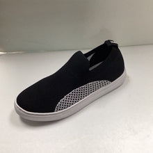 Cargar imagen en el visor de la galería, SP24 Venettini Titan Half Circle Black Knitted Sock Sneaker
