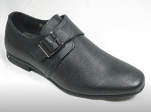 Cargar imagen en el visor de la galería, Pardoo PT1875 Boys Dress Plain Toe Buckle Shoe
