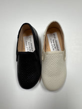 Load image into Gallery viewer, SP26 UNIQ Gianna Classic Slip On with Embossed Pattern
