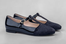 Load image into Gallery viewer, FW25 Beberlis 24612 Velvet Cap T-strap Dressy Shoe
