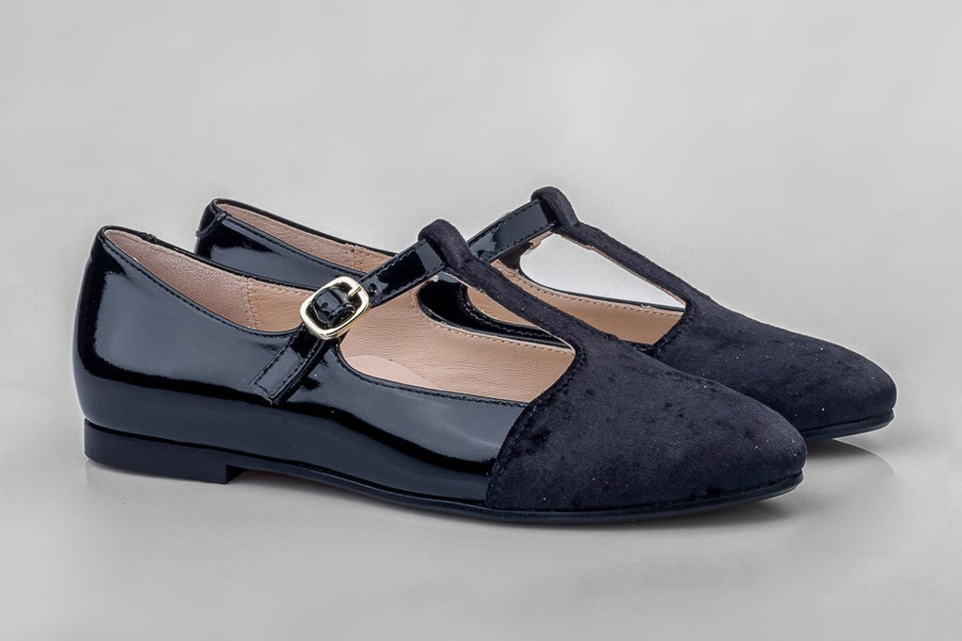 FW25 Beberlis 24612 Velvet Cap T-strap Dressy Shoe