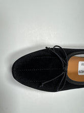 Load image into Gallery viewer, FW26 Ralph Miguel Chava Stitched Velvet Simple Bow Flat Slip On
