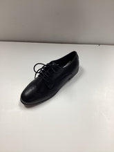 Cargar imagen en el visor de la galería, FW26 UNIQ Jack Dressy Wing Tip Lace Shoe
