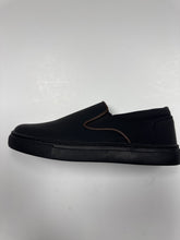 Load image into Gallery viewer, FW26 Joltz Tyler All Black Gum Leather Slip On Sneaker
