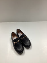 Cargar imagen en el visor de la galería, FW26 UNIQ Ambra Chain High Front Loafer Slip On
