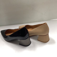 Load image into Gallery viewer, SALE SP24 1936  Saveria Plain Fan Mid Heel (60118-1)
