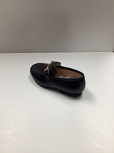 Cargar imagen en el visor de la galería, FW26 UNIQ Ambra Chain High Front Loafer Slip On
