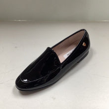 Load image into Gallery viewer, FW23 Venettini Rian4 Plain Patent  Slip On
