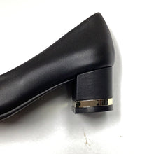 Load image into Gallery viewer, FW23 1936 Anna Plain Shoe Single Band Heel (50118-20)
