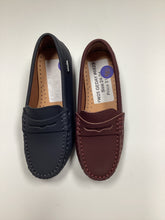 Charger l'image dans la galerie, Mocassin de conduite SP25 Venettini Reese Leather Penny Loafer
