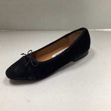Load image into Gallery viewer, FW23 Ralph Miguel Shira Chanel Tip Bow Flat Slip On
