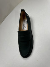 Cargar imagen en el visor de la galería, FW24 Venettini Josy High Front Thick Sole Loafer
