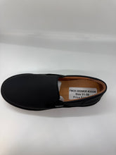 Cargar imagen en el visor de la galería, REBAJAS SP24 Venettini Skyler - Zapatillas sin cordones de piel de color negro y goma
