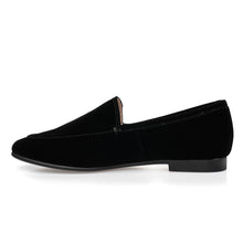 Load image into Gallery viewer, FW24 Venettini Rian7 Velvet Plain V Slip On
