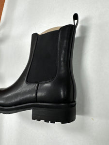 FW24 Lolit Leather Ankle Boot NX-G15