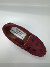 Cargar imagen en el visor de la galería, OFERTA FW24 Boutaccelli Crema Bordado Manzana Mocasín Mocasín
