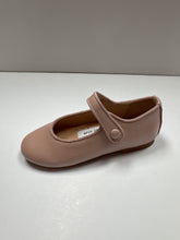 Load image into Gallery viewer, SALE SP26 UNIQ Aurora Pearlized Leather Mary Jane
