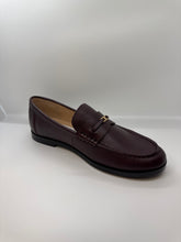 Load image into Gallery viewer, SALE FW25 Venettini London9 Classic Penny Loafer
