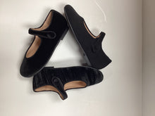 Load image into Gallery viewer, FW26 UNIQ Alessia Lines Pattern Mary Jane Shoe
