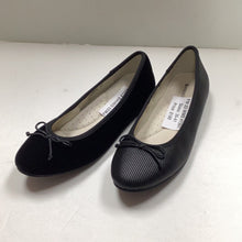 Load image into Gallery viewer, FW23 Boutaccelli Laken Winter Edition Ballet Flat
