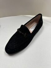 Load image into Gallery viewer, FW24 Venettini Rian Velvet Pewter Chain Slip On
