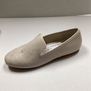SALE SP24 Boutaccelli Fine Branch Embroidery Front Slip On