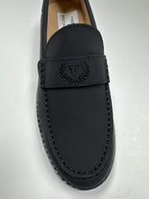 Load image into Gallery viewer, FW26 Venettini London22 Crest Thick Sole Penny Loafer
