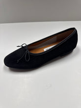 Load image into Gallery viewer, FW26 Ralph Miguel Chava Stitched Velvet Simple Bow Flat Slip On
