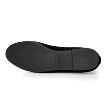 Load image into Gallery viewer, FW24 Venettini Rian7 Velvet Plain V Slip On
