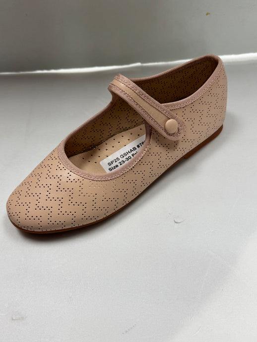 La Elegante Shoes AKA Buster Brown La Elegante Shoes AKA Buster Brown