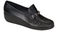 Load image into Gallery viewer, SAS Womens Magical Wedged Chain SlipOn
