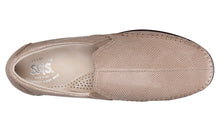 Load image into Gallery viewer, SAS Womens Dream Wedged Mocassin Mushroom Snake Shoe
