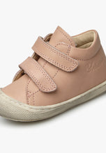 Load image into Gallery viewer, SP26 Naturino Mini Cocoon Lace Cipria
