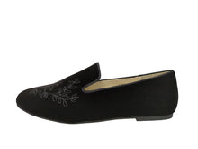 Charger l&#39;image dans la galerie, FW24 Boutaccelli Fine Velvet Branch Embroidery Front Slip On
