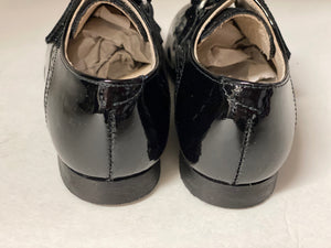 Beberlis 22218 Wing Tip Velcro Dressy Shoe