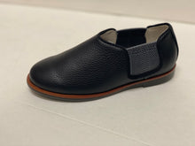 Cargar imagen en el visor de la galería, SALE Boutaccelli Junior Embossed Leather  Shoe

