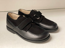 Load image into Gallery viewer, Beberlis 22220 Square Toe Velcro Dressy Shoe
