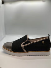 Load image into Gallery viewer, SALE Venettini Dana Black Linen and Silver Tipped Wedged Slip On
