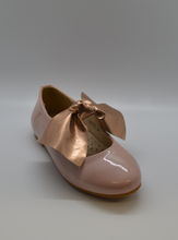 Load image into Gallery viewer, SALE Boutaccelli Kyte Bow Dress Shoe
