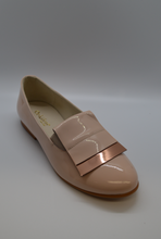 Load image into Gallery viewer, SALE Orkideas 20103 Fancy Two-tone Slip on
